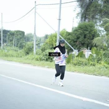 Runner Photo 2091659