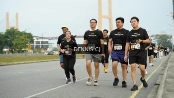 Runner Photo 2091711