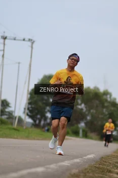 Runner Photo 2091963