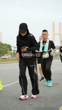 Runner Photo 2092229