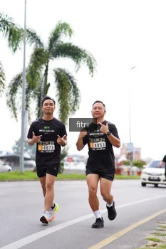 Runner Photo 2092337