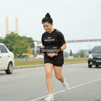 Runner Photo 2092384