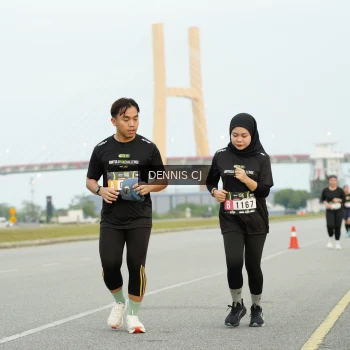 Runner Photo 2092423