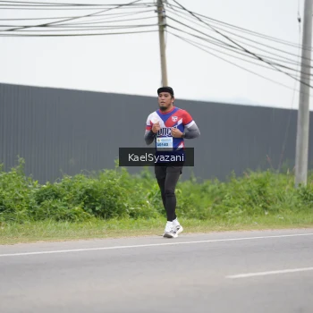 Runner Photo 2092997