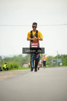 Runner Photo 2093036