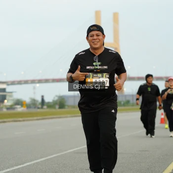 Runner Photo 2093205
