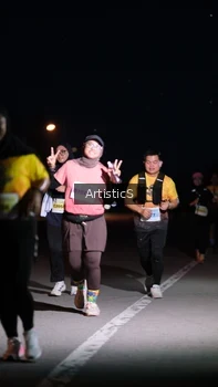 Runner Photo 2093310