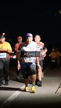 Runner Photo 2093532