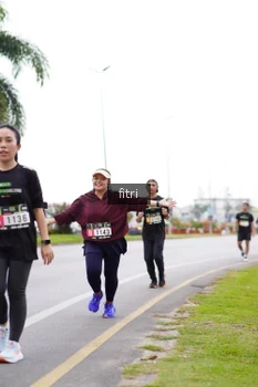 Runner Photo 2093616