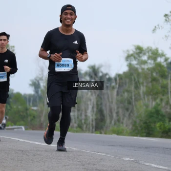 Runner Photo 2093639
