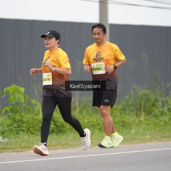 Runner Photo 2093679