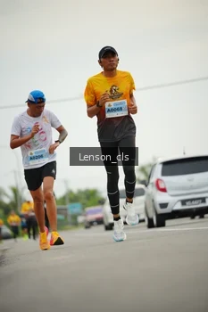 Runner Photo 2093711