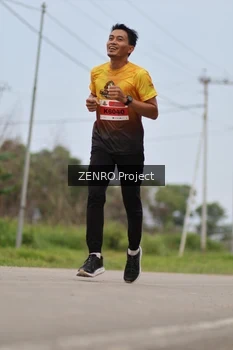 Runner Photo 2093822