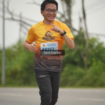 Runner Photo 2093845