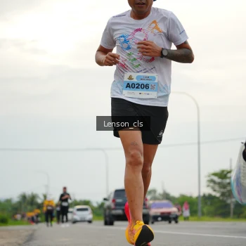 Runner Photo 2093930
