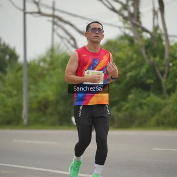 Runner Photo 2094106