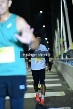 Runner Photo 2094679