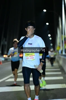 Runner Photo 2094696