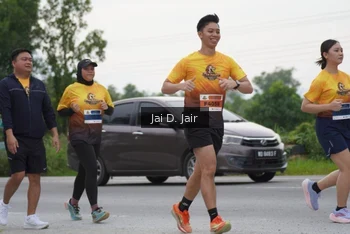 Runner Photo 2094735
