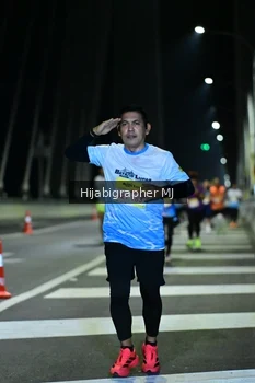 Runner Photo 2095175