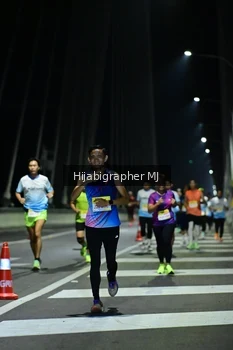 Runner Photo 2095198