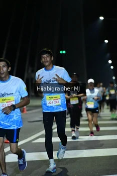 Runner Photo 2095554