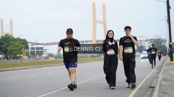 Runner Photo 2095615