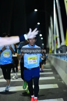 Runner Photo 2095634