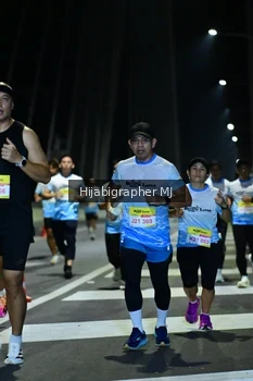 Runner Photo 2095672