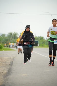 Runner Photo 2095676
