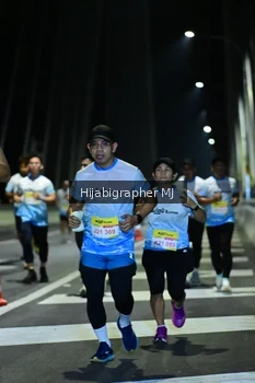 Runner Photo 2095685