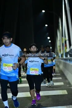 Runner Photo 2095696