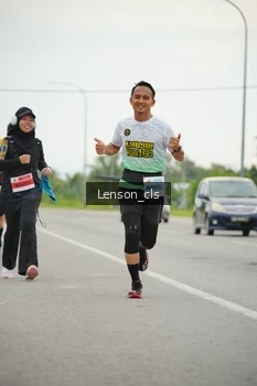 Runner Photo 2095706