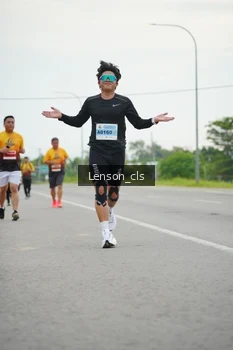 Runner Photo 2095836