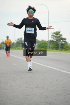 Runner Photo 2095871