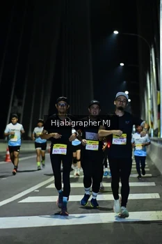 Runner Photo 2096003