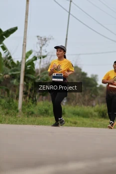 Runner Photo 2096008