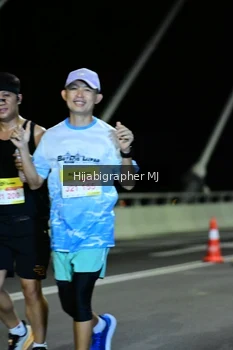 Runner Photo 2096024
