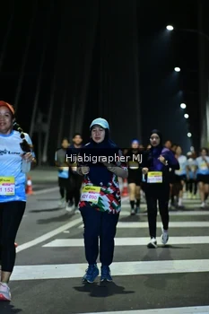 Runner Photo 2096036