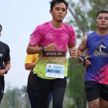 Runner Photo 2096201
