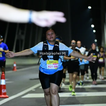 Runner Photo 2096345