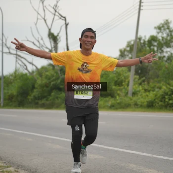 Runner Photo 2096379