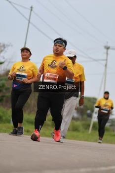 Runner Photo 2096437