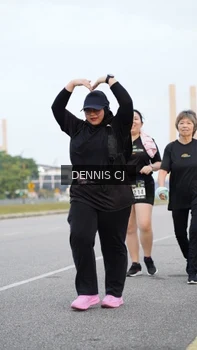 Runner Photo 2096579
