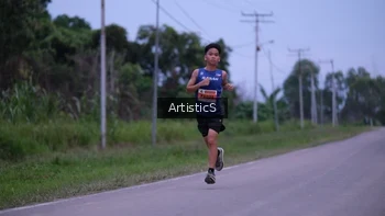 Runner Photo 2096642