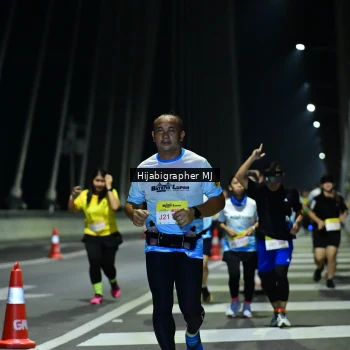 Runner Photo 2096774