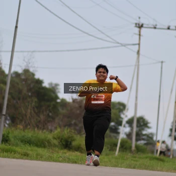 Runner Photo 2096808