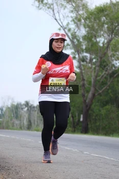 Runner Photo 2096860