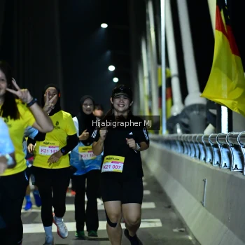 Runner Photo 2096883
