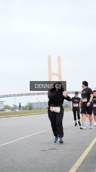 Runner Photo 2096906